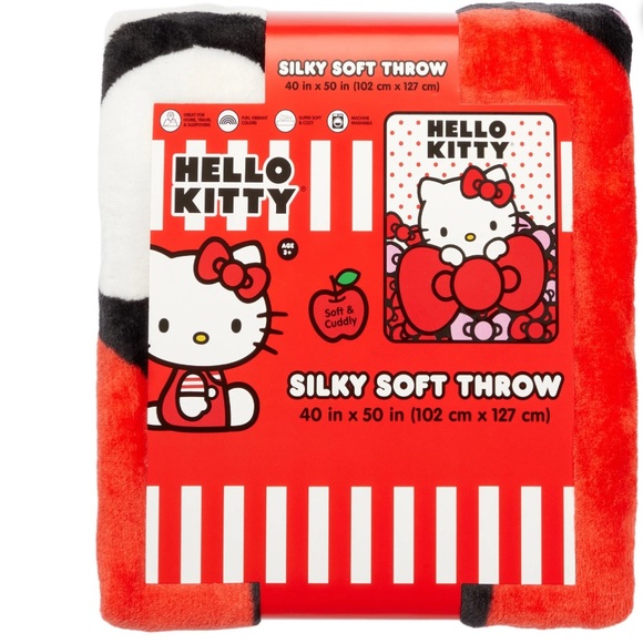 NEW Hello Kitty Kids Silky Soft Plush Throw, 40 x 50, Sanrio - Picture 3 of 6